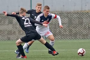 Mecz I LIGI WOJEWÓDZKIEJ B1 JUNIOR MŁODSZY "INTERHALL" Rozwój Katowice - Górnik Zabrze 2:2 w obiektywie naszej kamery