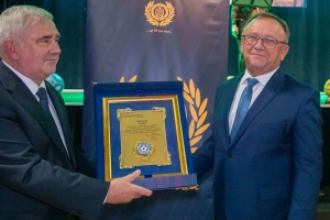 Łzy wzruszenia, życzenia, gratulacje i prezenty na gali 45-lecia Podokręgu Tychy